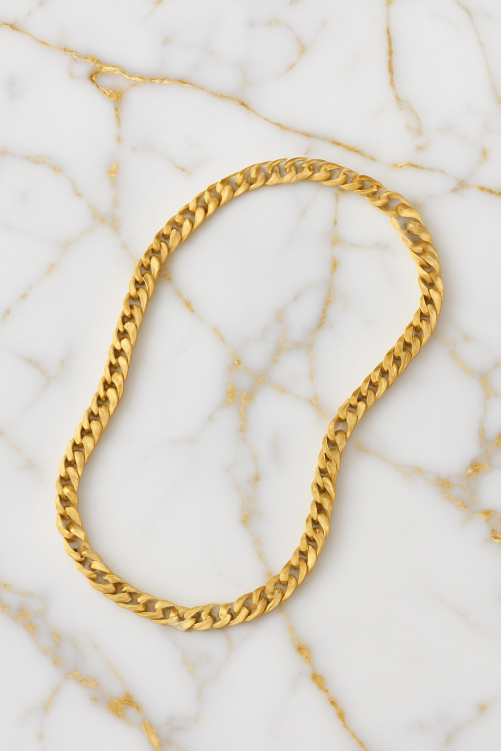 "Premium Elegant Chain for Men & Women"